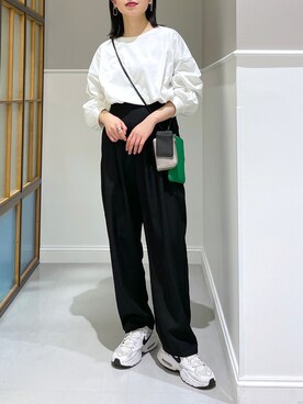 「袖ボリューム」｜「アイテム（スラックス）」を使った、みくみょんさん（レディース・159cm）の春コーディネート