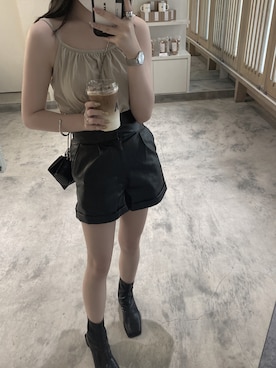 𝚖𝚘𝚕𝚕𝚢さんのコーディネート