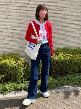 「アイテム（スニーカー）」を使った、strawberryさん（レディース・164cm・10代）の春コーディネート