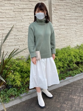 「アイテム（ブーツ、ホワイト系）」を使った、strawberryさん（レディース・164cm）の秋コーディネート