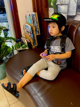 「アイテム（キャップ）」を使った、Anriさん（キッズ・90cm）の春コーディネート