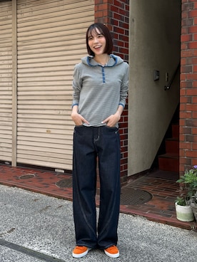 「PUMA（プーマ）のPUMA プーマ ユニセックス スウェード クラシック スニーカー（スニーカー、オレンジ系）」を使った、Sefumiさん（レディース・170cm）の夏コーディネート