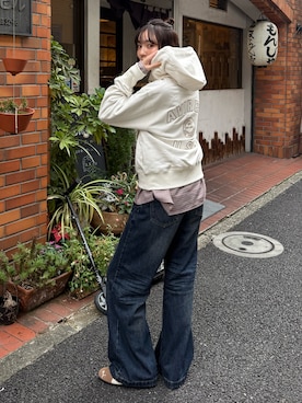 「アイテム（ビジネスシャツ）」を使った、Sefumiさん（レディース・170cm）の冬コーディネート