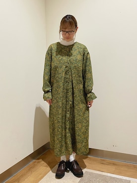 「Samansa Mos2 blue」｜「アイテム（その他シューズ）」を使った、りんさん（レディース・158cm）の冬コーディネート