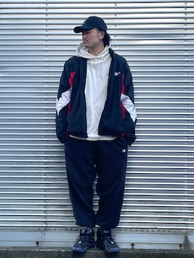 「アイテム（ナイロンジャケット）」を使った、NOzさん（メンズ・182cm）の秋コーディネート