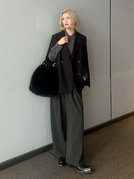 「モノトーンスタイル」｜mi-さん（レディース・156cm）の秋コーディネート