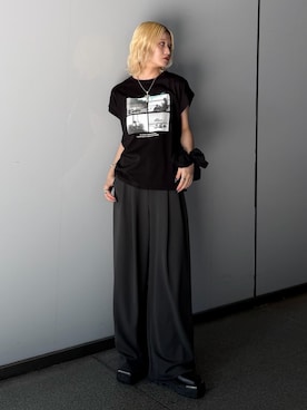 「Lui's（ルイス）のポンチ前開きスラックス（スラックス、グレー系）」を使った、mi-さん（レディース・156cm）の夏コーディネート