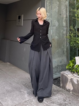 「Lui's（ルイス）のアイテム（スラックス）」を使った、mi-さん（レディース・156cm）の春コーディネート