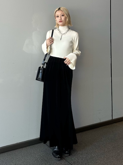 ベロアマーメイドスカート（スカート）｜Lui's（ルイス）の