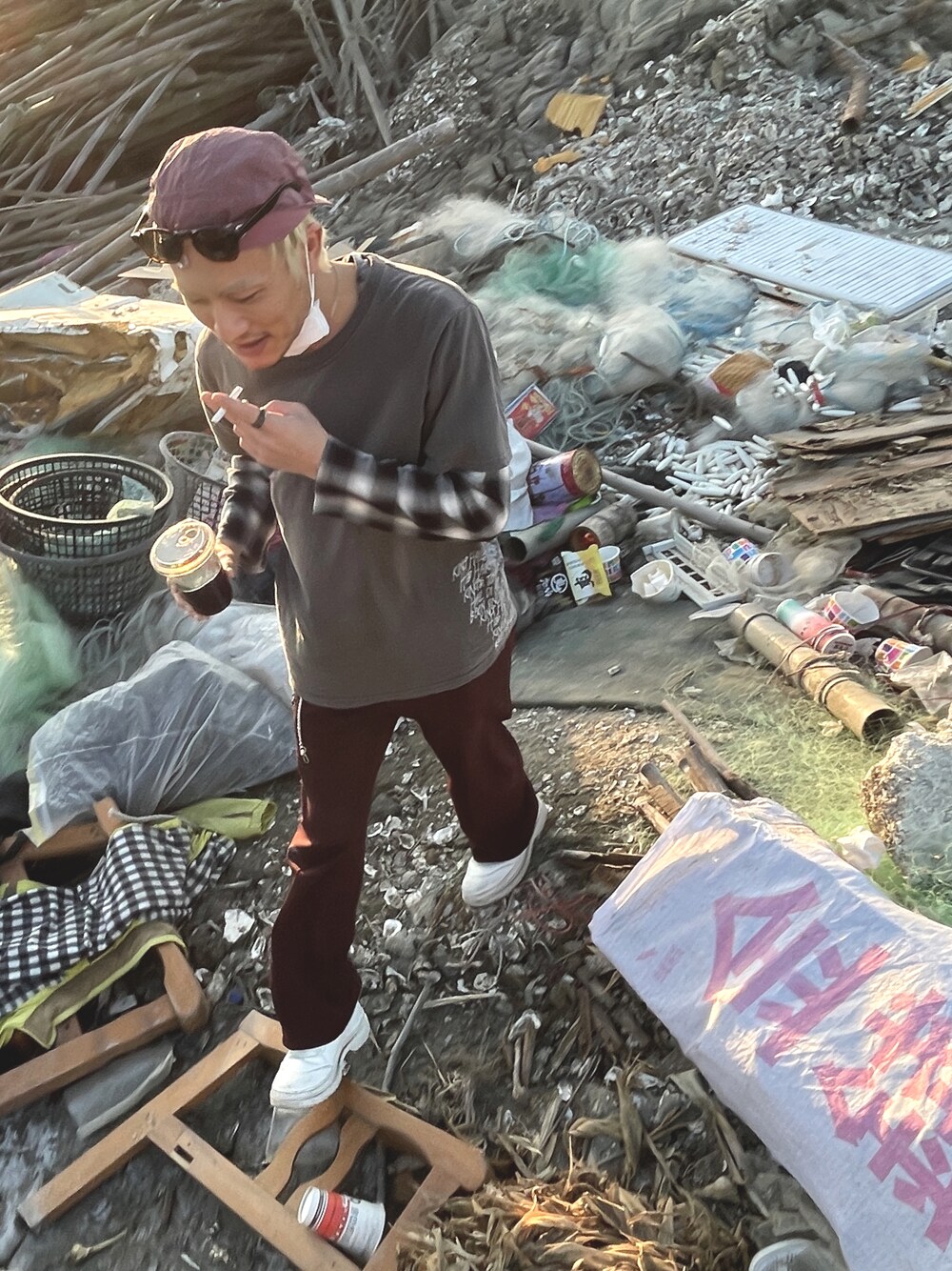 「URBAN RESEARCH ROSSO MENのアイテム（アンサンブル、その他）」を使った、Kuoen Hsuさん（メンズ・169cm）の冬コーディネートの1枚目の写真