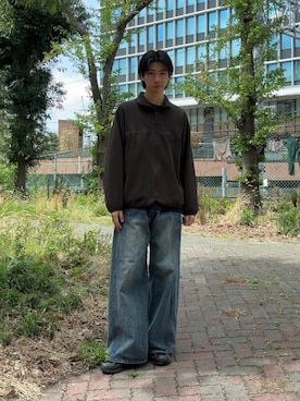 「WYM LIDNM（ウィム バイ リドム）のCURVED FLARE BAGGY DENIM（デニムパンツ、ブルー系）」を使った、もみさん（メンズ・176cm）の春コーディネート