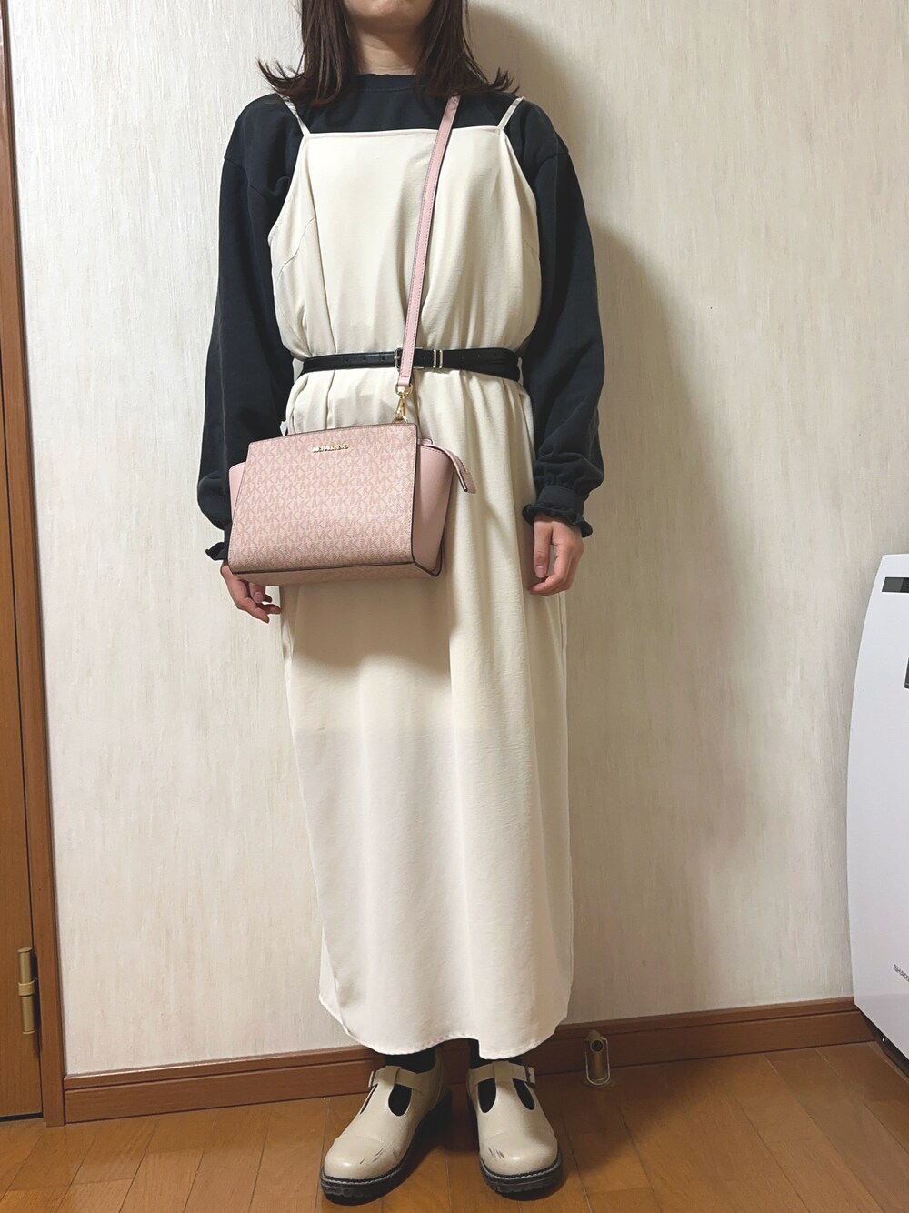 MICHAEL KORS ミディアムセルマ　メッセンジャーバッグ　（保存袋付き） マイケルコース セルマレザーミディアムメッセンジャー