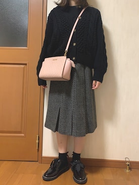 「MICHAEL KORS（マイケルコース）のSELMA ミディアム メッセンジャー（ショルダーバッグ）」を使った、aikaさん（レディース・157cm）の秋コーディネート