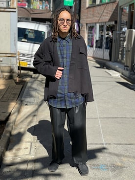「DANKE SCHON（ダンケシェーン）のアイテム（スラックス）」を使った、KENTOさん（メンズ・178cm）の秋コーディネート