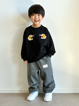 「アイテム（スウェットパンツ）」を使った、とりしゅりさん（キッズ・100cm）の秋コーディネート
