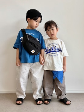 「andbutterのアイテム（デニムパンツ、ホワイト系）」を使った、とりしゅりさん（キッズ・110cm）の夏コーディネート