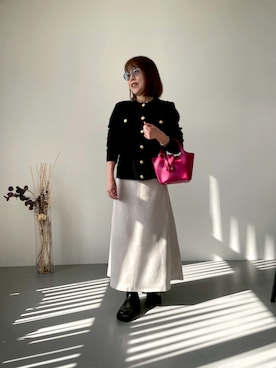 「アイテム（ノーカラージャケット）」を使った、りりさん（レディース・160cm）の冬コーディネート