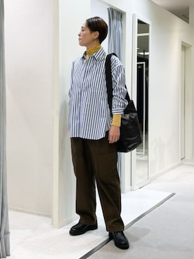 「TOMORROWLAND （トゥモローランド）のアイテム（ショルダーバッグ）」を使った、TOMORROWLAND_iizukaさん（レディース・162cm）の秋コーディネート