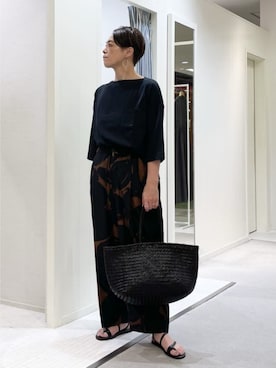 「HAVERSACK（ハバーザック）のアイテム」を使った、TOMORROWLAND_iizukaさん（レディース・162cm）の夏コーディネート