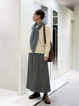 「TOMORROWLAND （トゥモローランド）のアイテム（ショルダーバッグ）」を使った、TOMORROWLAND_iizukaさん（レディース・162cm）の秋コーディネート