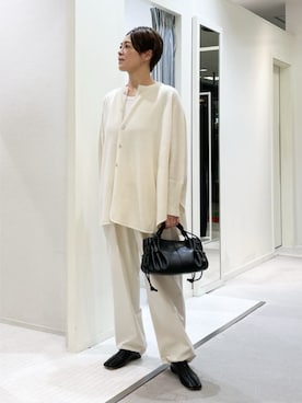 「HEREU（ヘリュー）のアイテム」を使った、TOMORROWLAND_iizukaさん（レディース・162cm）の秋コーディネート