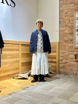 「アイテム（スタジャン）」を使った、おぎさん（レディース・167cm）の冬コーディネート