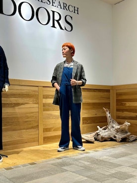 「URBAN RESEARCH DOORS（アーバンリサーチドアーズ）のインドオーガニックコットンTシャツ（Tシャツ/カットソー）」を使った、おぎさん（レディース・167cm）の秋コーディネート