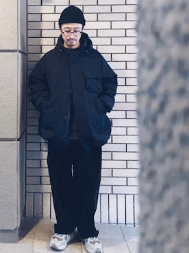 「アイテム（スニーカー）」を使った、hiromeganeさん（メンズ・165cm）の冬コーディネート