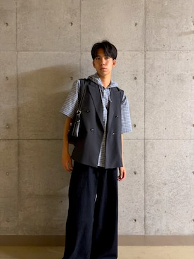 「SENSE OF PLACE by URBAN RESEARCH(センスオブプレイスバイアーバンリサーチ)の『一部WEB限定カラー』『ユニセックス』ヴィンテージライクデニムワイドパンツ(デニムパンツ、ブルー系)」を使った、とーごさん(メンズ・178cm)の春コーディネート