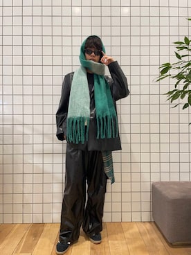 「SENSE OF PLACE by URBAN RESEARCH（センスオブプレイスバイアーバンリサーチ）のFLスクエアボストンバッグ（ボストンバッグ）」を使った、とーごさん（メンズ・178cm）の冬コーディネート