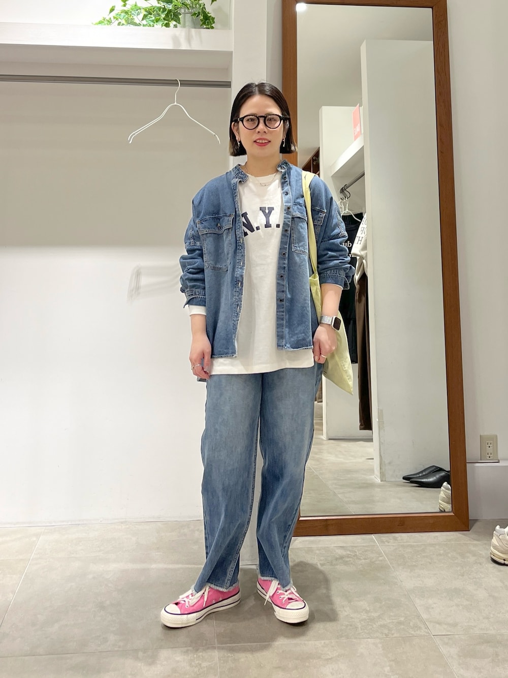 PUAL CE CINのアイテムを使った「デニムシャツ」の人気