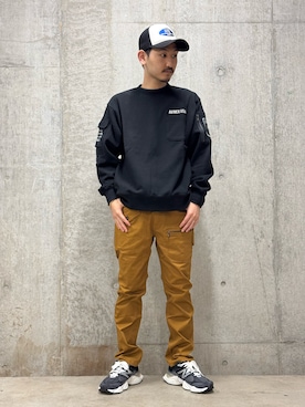 「AVIREX（アヴィレックス）のアイテム（スウェット）」を使った、生田智義さん（メンズ・174cm）の秋コーディネート