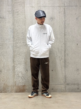 「AVIREX（アヴィレックス）のアイテム（ハンチング/ベレー帽）」を使った、生田智義さん（メンズ・174cm）の秋コーディネート