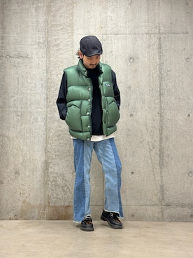 「AVIREX（アヴィレックス）のアイテム（ハンチング/ベレー帽）」を使った、生田智義さん（メンズ・174cm）の冬コーディネート