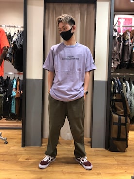「AVIREX（アヴィレックス）のリラックス イージーパンツ/RELAX EASY PANTS/アヴィレックス/AVIREX（その他パンツ）」を使った、生田智義さん（メンズ・174cm）の夏コーディネート