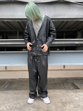 「DANKE SCHON（ダンケシェーン）のアイテム（スラックス）」を使った、湯原健太さん（メンズ・178cm）の秋コーディネート