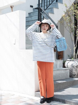 「アイテム（付け襟）」を使った、Olivia Lanさん（レディース・158cm）の春コーディネート
