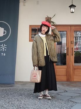 「URBAN RESEARCH（アーバンリサーチ）のヴィンテージサテンBACKリボンキャミソールワンピース（ワンピース）」を使った、Olivia Lanさん（レディース・158cm）の冬コーディネート