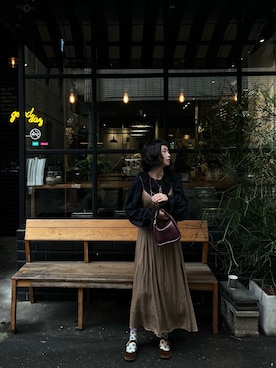 「URBAN RESEARCH（アーバンリサーチ）のヴィンテージサテンBACKリボンキャミソールワンピース（ワンピース）」を使った、Olivia Lanさん（レディース・158cm）の春コーディネート