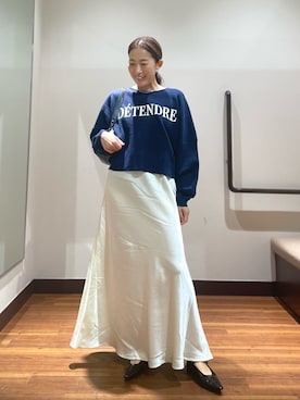 「ITEMS URBANRESEARCH（アイテムズ アーバンリサーチ）のシアーロゴニット（ニット/セーター、ブルー系）」を使った、shokoさん（レディース・154cm）の秋コーディネート