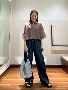「ITEMS URBANRESEARCH（アイテムズ アーバンリサーチ）のドットボタンハンソデシアーシャツ（シャツ/ブラウス、ブラウン系）」を使った、shokoさん（レディース・154cm）の春コーディネート
