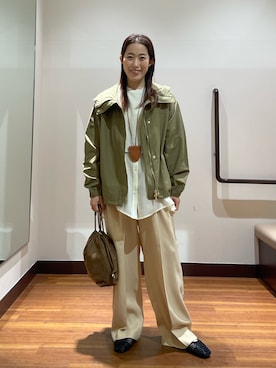 「ITEMS URBANRESEARCH（アイテムズ アーバンリサーチ）の『イージーケア/防花粉』撥水マウンテンパーカー（マウンテンパーカー、ベージュ系）」を使った、shokoさん（レディース・154cm）の春コーディネート