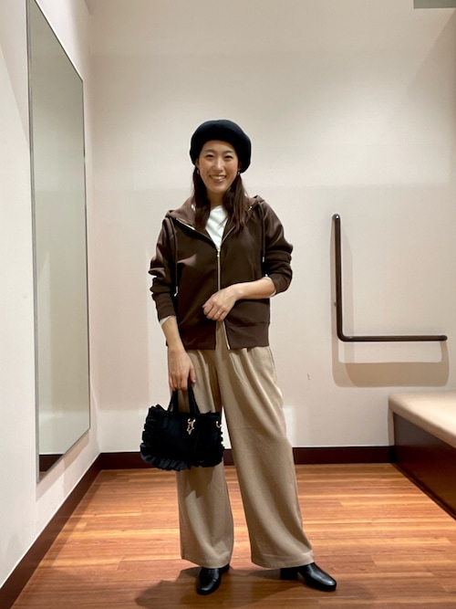 ERL アシンメトリックパーカー ベージュ/ブラウン セール】ダンボールジップパーカー（パーカー）｜ITEMS URBANRESEARCH