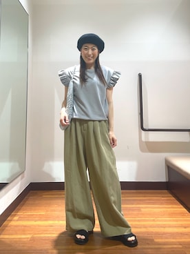 「ITEMS URBANRESEARCH（アイテムズ アーバンリサーチ）の袖フリルミニ裏毛Tシャツ（Tシャツ/カットソー、グレー系）」を使った、shokoさん（レディース・154cm）の春コーディネート