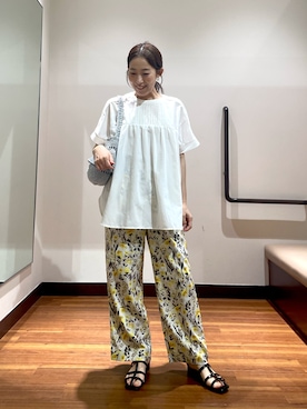 「ITEMS URBANRESEARCH（アイテムズ アーバンリサーチ）のピンタックレースブラウス（シャツ/ブラウス、ホワイト系）」を使った、shokoさん（レディース・154cm）の夏コーディネート