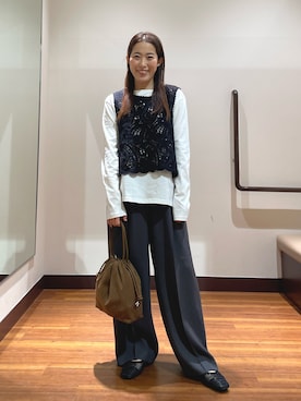 「ITEMS URBANRESEARCH（アイテムズ アーバンリサーチ）のカギバリニット×ロングTシャツ（Tシャツ/カットソー、ブラック系）」を使った、shokoさん（レディース・154cm）の春コーディネート