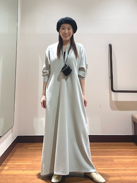 「ITEMS URBANRESEARCH（アイテムズ アーバンリサーチ）のハーフジップドルマンワンピース（ワンピース、グレー系）」を使った、shokoさん（レディース・154cm）の春コーディネート