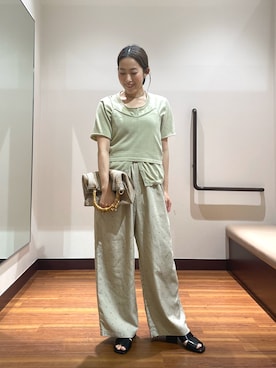 「RODE SKO（ロデスコ）のバンブー雑材バッグ（ショルダーバッグ、ベージュ系）」を使った、shokoさん（レディース・154cm）の夏コーディネート