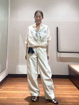 「SENSE OF PLACE by URBAN RESEARCH（センスオブプレイスバイアーバンリサーチ）のバレルレッグチノパンツ（その他パンツ、ホワイト系）」を使った、shokoさん（レディース・154cm）の夏コーディネート