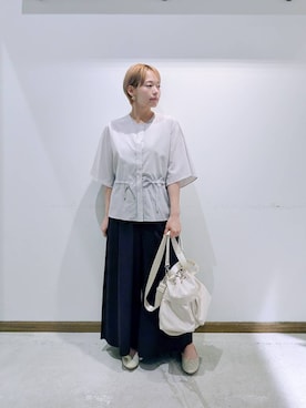 「GLOBAL WORK（グローバルワーク）の撥水軽量2WAYバッグ/137590（ショルダーバッグ、ホワイト系）」を使った、のみ子さん（レディース・154cm）の夏コーディネート